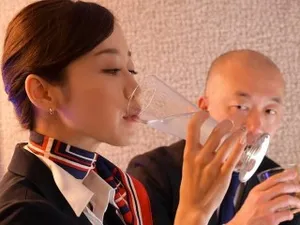 Con trai mới cưới Cô vợ bố đã bắt đi làm ăn để ông ở nhà Trả bài con dâu